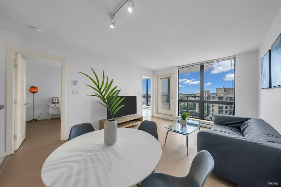 3663 Crowley DR #2008, Vancouver, BC V5R 6H4