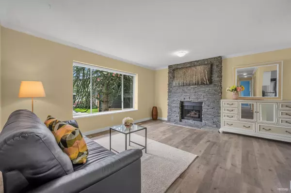 10123 158a ST, Surrey, BC V4N 2P8