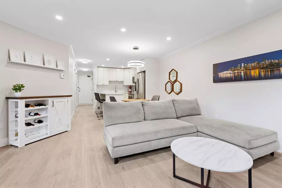 1365 W 4th AVE #104, Vancouver, BC V6H 3Y8