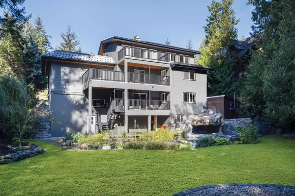 9548 Emerald DR, Whistler, BC V8E 0G5