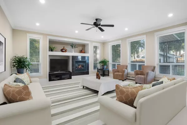 Surrey, BC V3W 1A5,14225 69a AVE