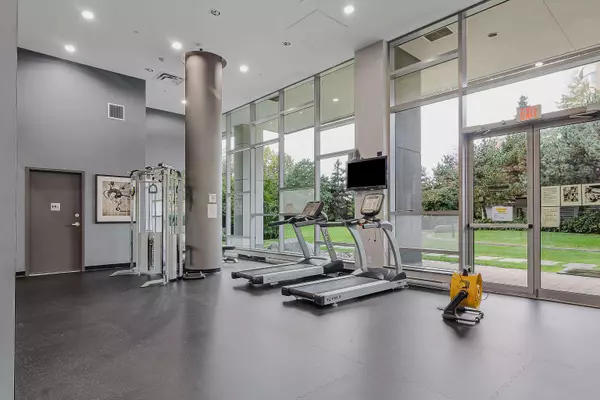 Burnaby, BC V5H 0C1,4880 Bennett ST #3702