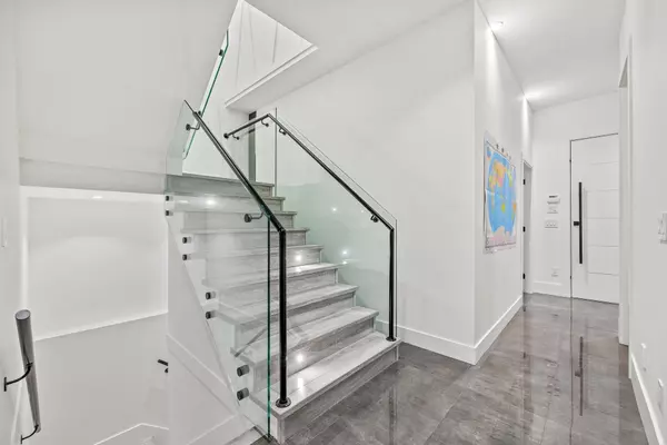 Surrey, BC V4N 6T9,19228 Aloha DR