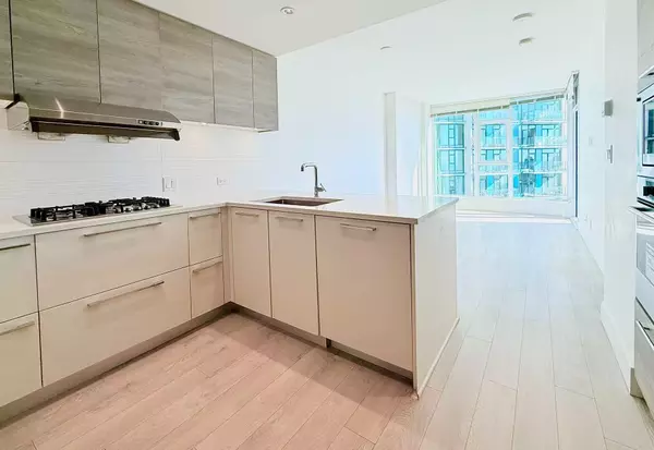 Burnaby, BC V3N 0H1,7358 Edmonds ST #1907