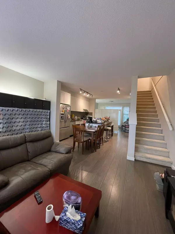 Coquitlam, BC V3E 0M2,3461 Princeton AVE #10