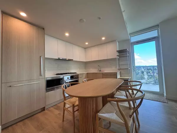 Coquitlam, BC V3K 1T2,318 Alderson AVE #2204