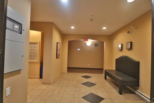 Langley, BC V4W 3M5,27358 32 AVE #147