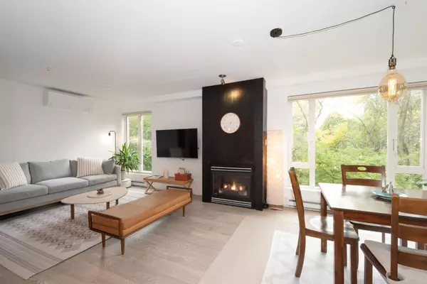Vancouver, BC V6K 4T4,2628 Yew ST #315
