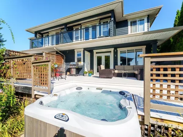 North Vancouver, BC V7M 1P5,331 W 14th ST