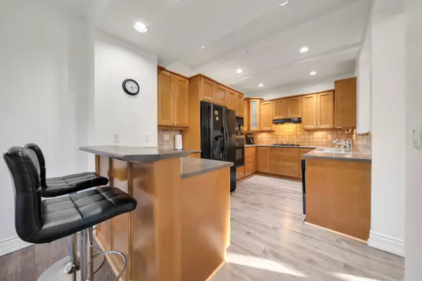 Surrey, BC V3S 3V1,16655 64 AVE #14