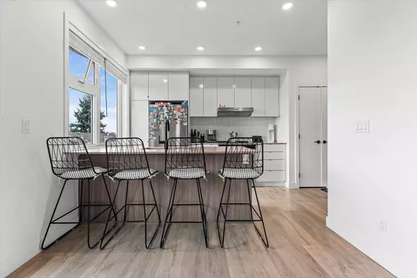 32838 Landeau PL #401 Abbotsford, BC V2S 0M6