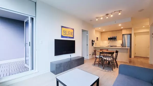 Burnaby, BC V5A 0B7,9080 University CRES #706