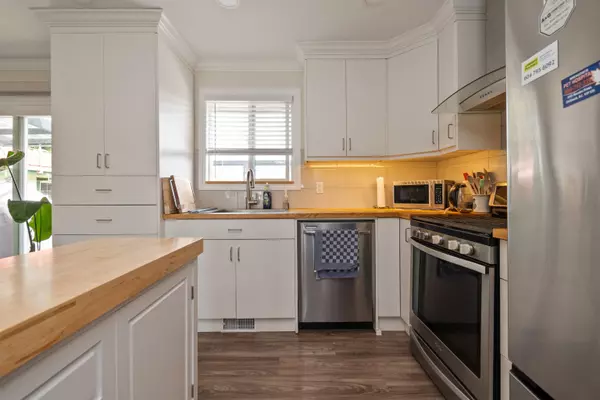 9598 Johnson ST Chilliwack, BC V2P 5Y2