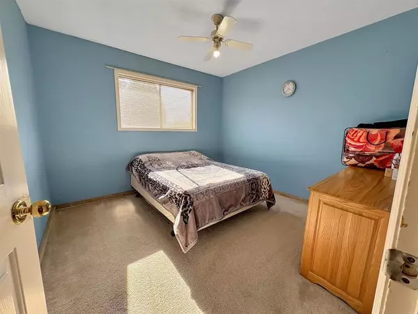 Abbotsford, BC V2T 1B4,32469 Emerald AVE