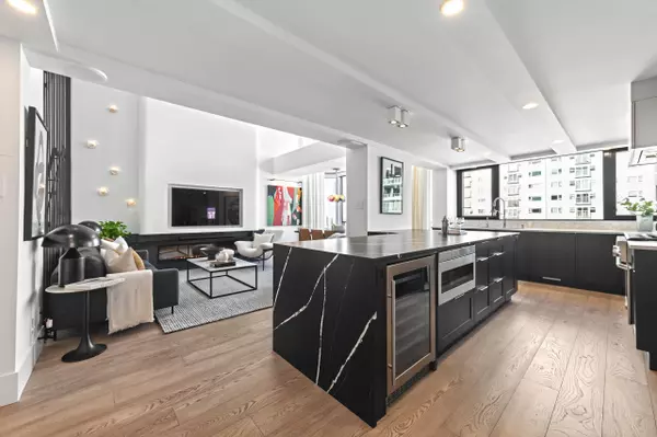 Vancouver, BC V6G 2K9,1236 Bidwell ST #1601