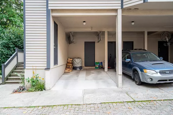 Burnaby, BC V5A 4B2,8588 Wilderness CT