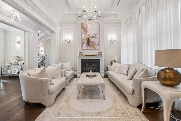 Surrey, BC V4A 2G1,13136 24 AVE