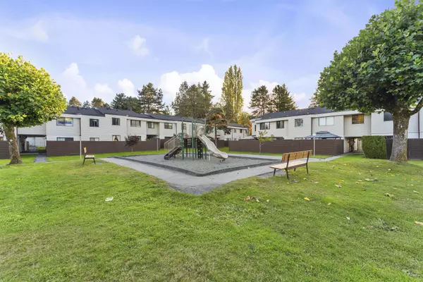 Surrey, BC V3T 1X6,14135 104 AVE #87