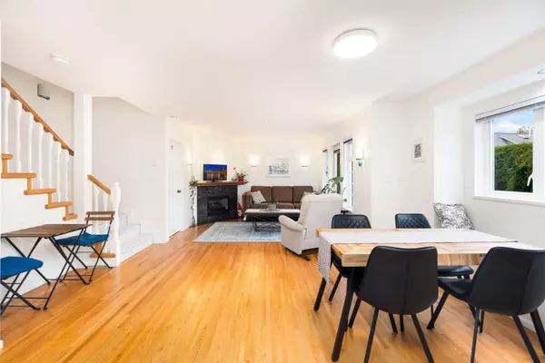 Vancouver, BC V6K 1M5,2718 W 3rd AVE