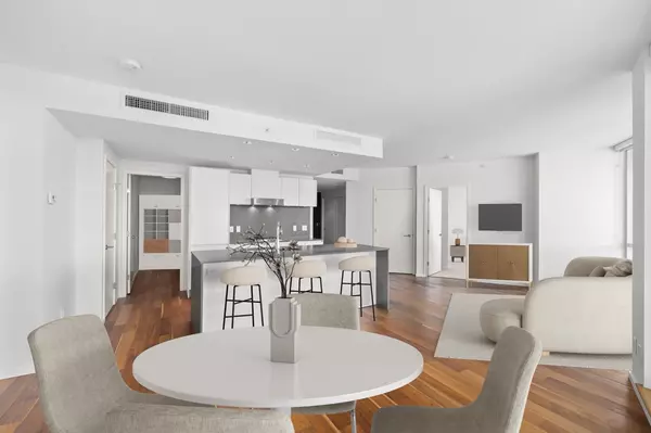 Vancouver, BC V6P 0C3,8555 Granville ST #1505