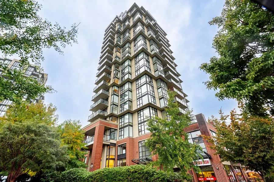15 E Royal AVE #702, New Westminster, BC V3L 0A9