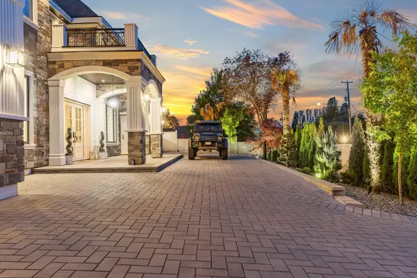 Richmond, BC V6Y 1L3,11566 Blundell RD