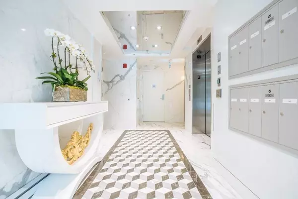 Vancouver, BC V6K 1Y3,2239 W 7th AVE #303