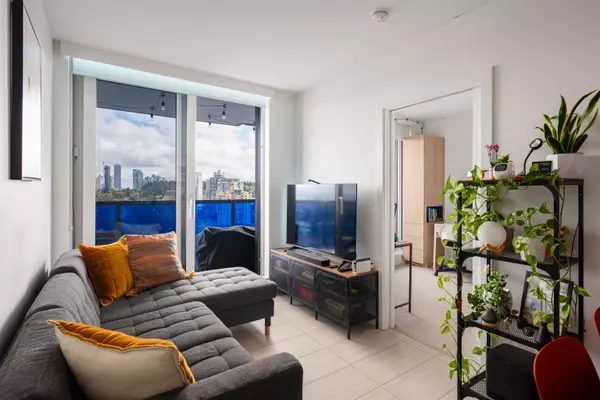 Vancouver, BC V5R 0J9,5058 Joyce ST #1604
