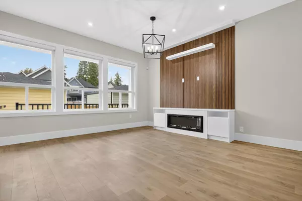 Surrey, BC V3Z 9R2,17136 1 AVE