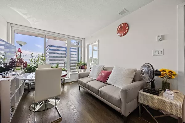 Vancouver, BC V5R 0E4,5665 Boundary RD #2606