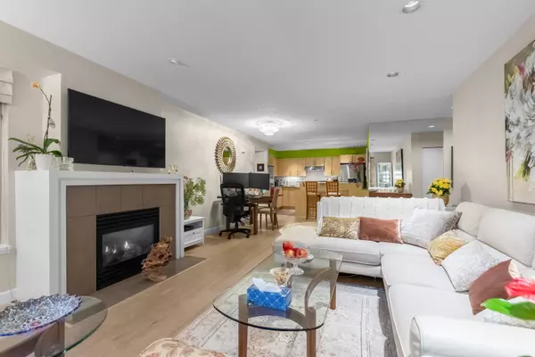 North Vancouver, BC V7R 2P8,3750 Edgemont BLVD #104