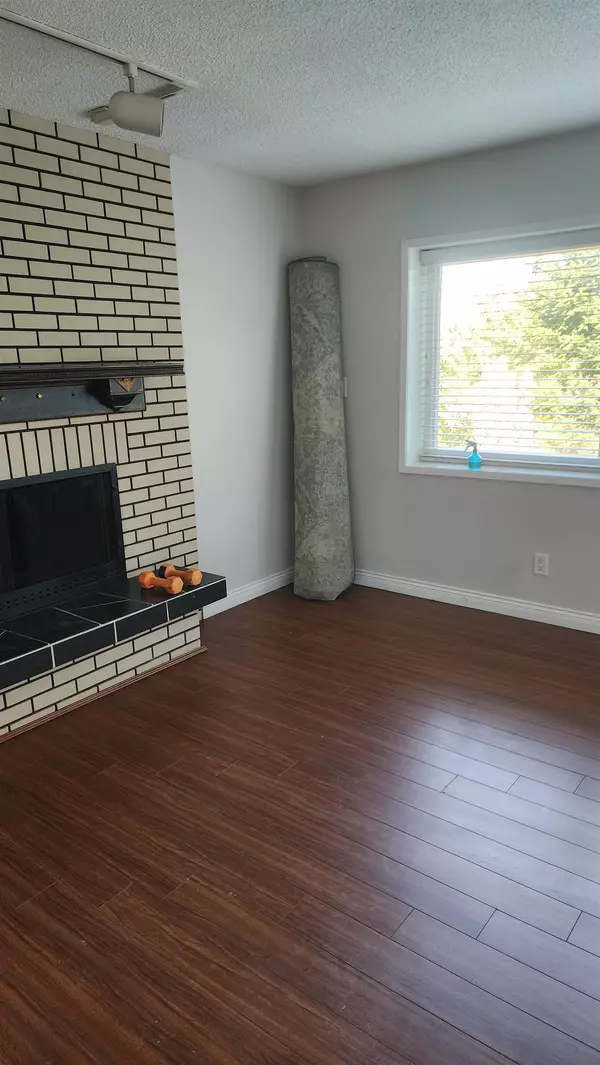 Surrey, BC V3V 2V2,11513 Bailey CRES