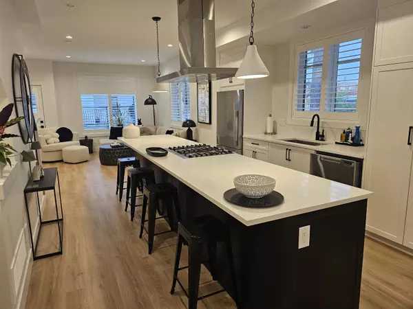 Surrey, BC V3Z 1E9,16467 23a AVE #11