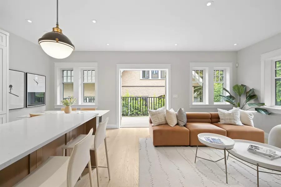 1458 W 45th AVE, Vancouver, BC V6M 2H1