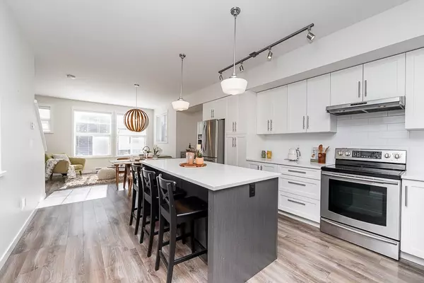 Surrey, BC V3S 1R8,14905 60 AVE #1