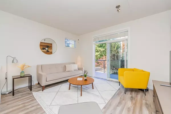 Surrey, BC V3S 1R8,14905 60 AVE #1