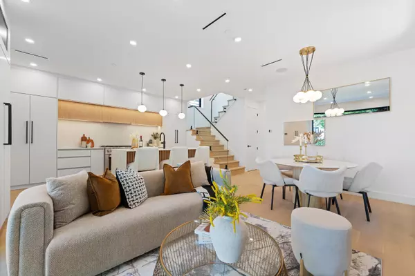 Vancouver, BC V6K 2P9,2858 W 12th AVE #1