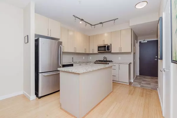 Sechelt, BC V7Z 0H3,5160 Davis Bay RD #241