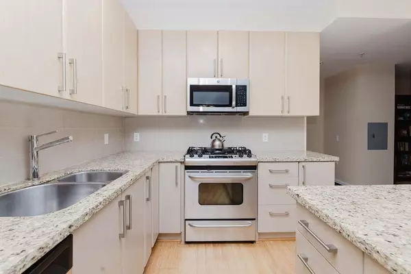 Sechelt, BC V7Z 0H3,5160 Davis Bay RD #241