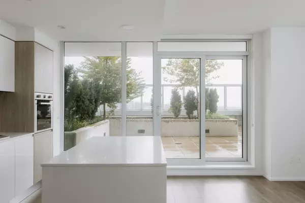 Burnaby, BC V3J 0M3,3888 Evergreen PL #3203