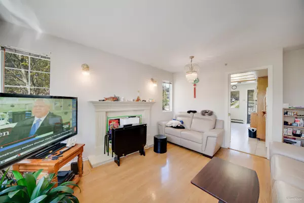 Vancouver, BC V5N 5J4,4502 Nanaimo ST