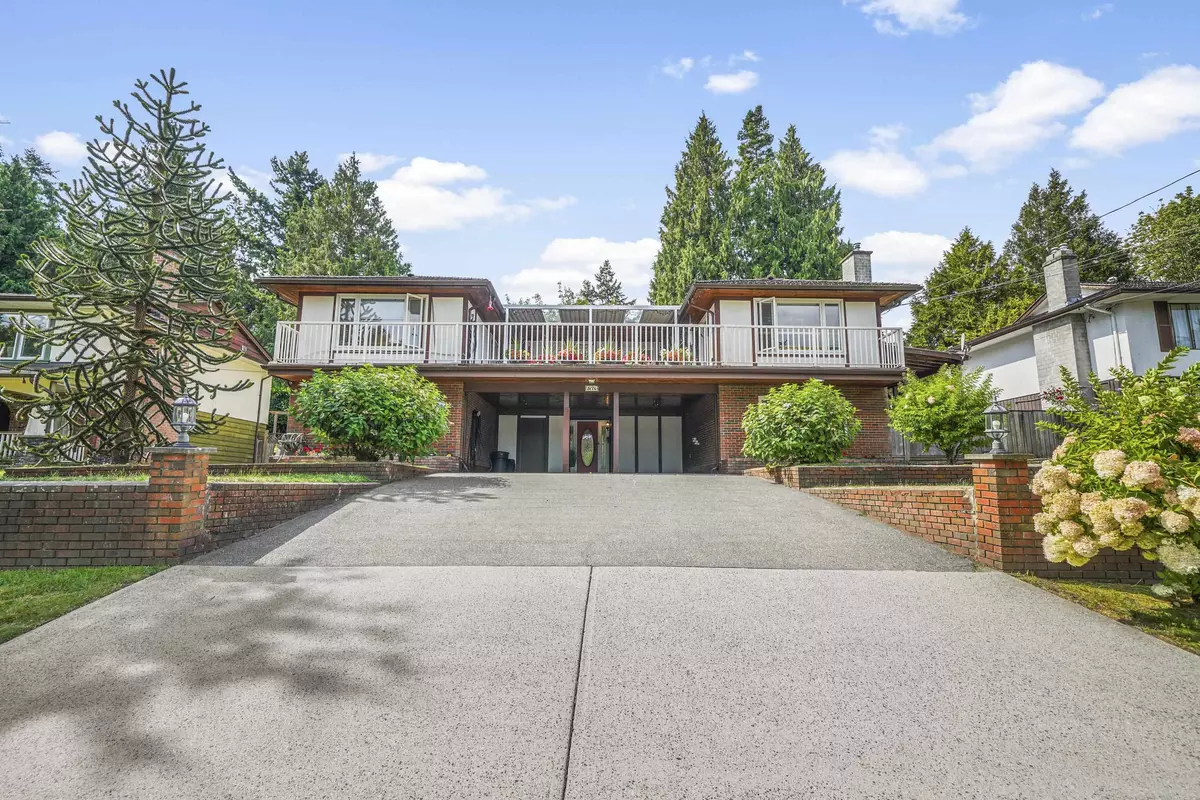 Delta, BC V4M 1R8,5174 Dennison DR
