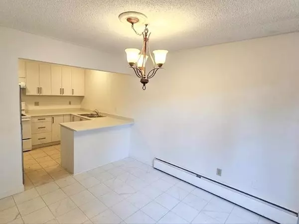 North Vancouver, BC V7N 2L5,849 Westview CRES