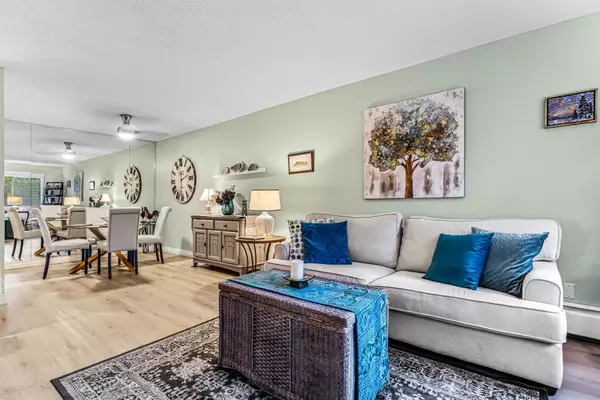 White Rock, BC V4B 4B6,1555 Fir ST #103