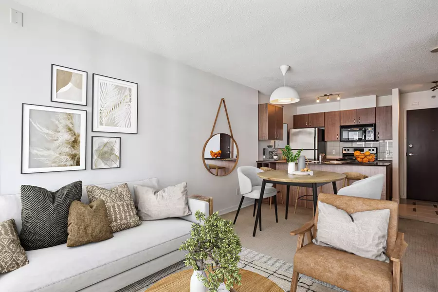 610 Granville ST #2006, Vancouver, BC V6C 3T3