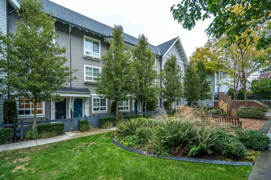 8476 207a ST #60, Langley, BC V2Y 0S6