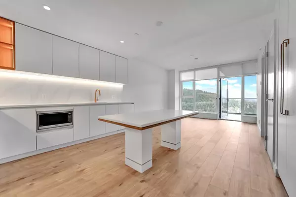 720 Farrow ST #3601 Coquitlam, BC V3J 0P3