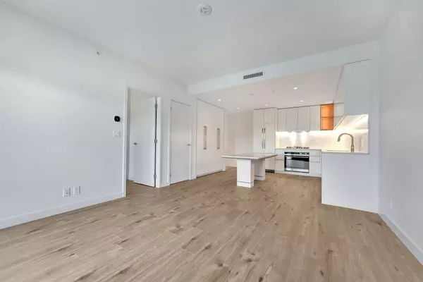 720 Farrow ST #3601 Coquitlam, BC V3J 0P3