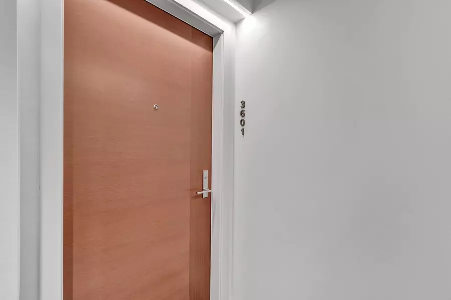 720 Farrow ST #3601, Coquitlam, BC V3J 0P3