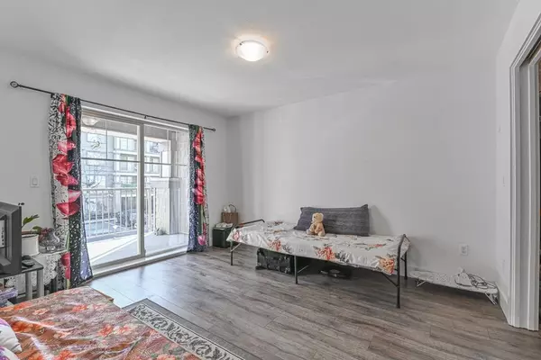 45567 Yale RD #215 Chilliwack, BC V2P 0B2